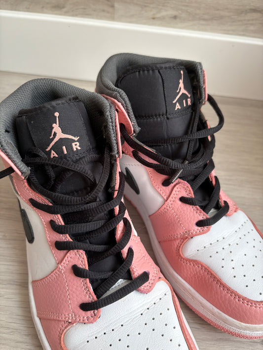 JORDAN ROSAS